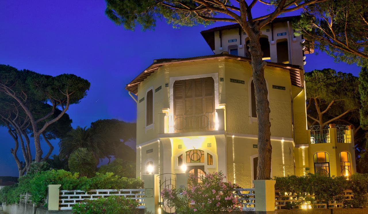 Villino Emanuele Bed & Breakfast ซันตามารีเนลลา ภายนอก รูปภาพ