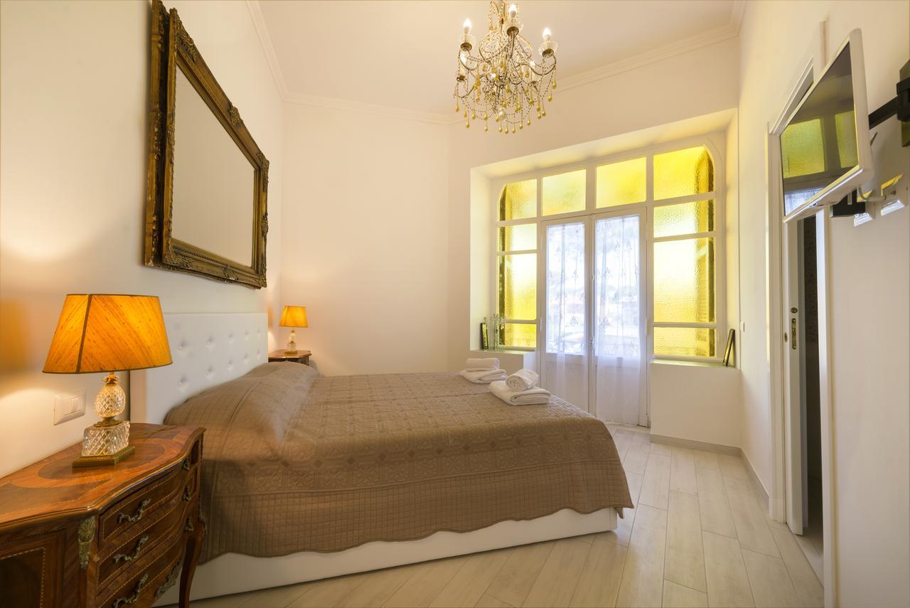 Villino Emanuele Bed & Breakfast ซันตามารีเนลลา ภายนอก รูปภาพ